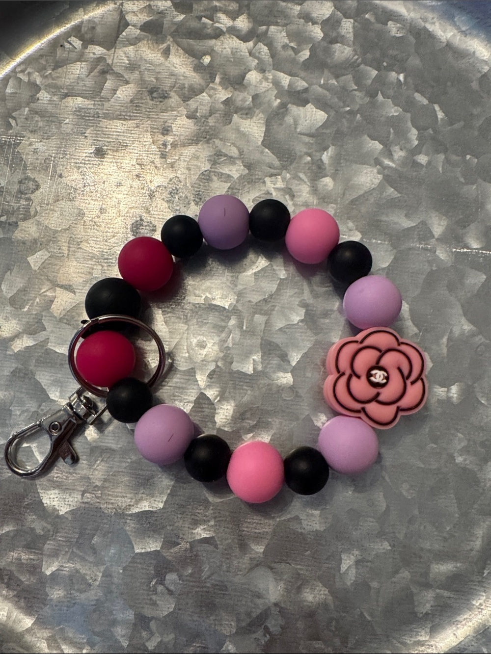 Pink & Black Beaded Floral Keyring Bracelet